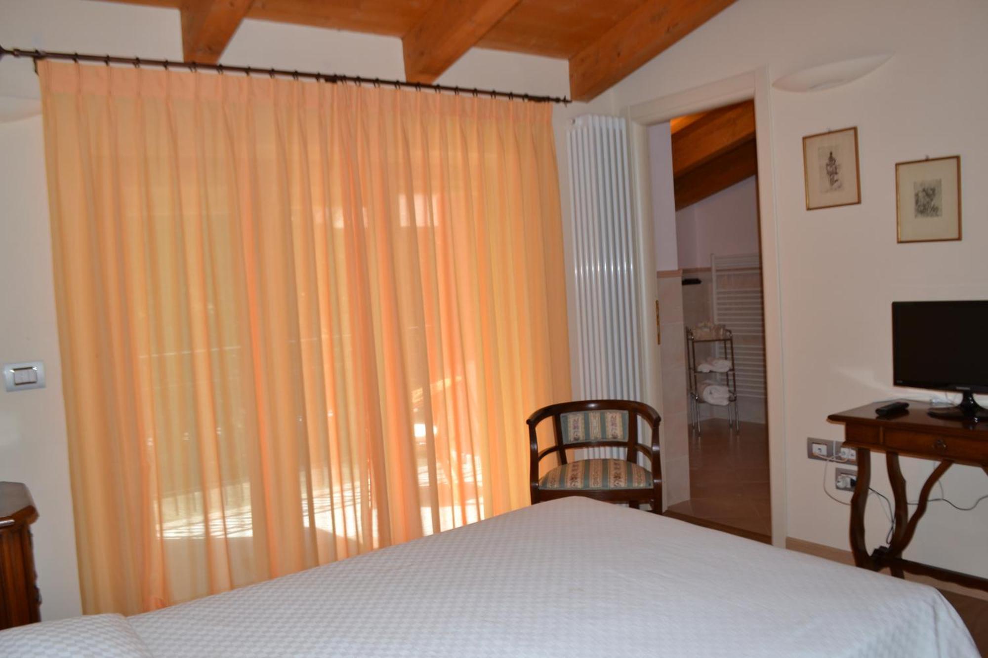 B&B Spring Perugia Szoba fotó